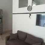 Appartement Appt Climatisé, 4 à 6 Couchages Tarn, Albi, Gaillac, Cordes, Wifi Gratuit, Boîte à Clés, Proche Commodités Et Gare Routière *