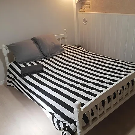 Appt Climatise, 4 A 6 Couchages Tarn, Albi, Gaillac, Cordes, Wifi Gratuit, Boite A Cles, Proche Commodites Et Gare Routiere-linge De Lit Et Toilette Offerts A Partir De 4 Nuits Graulhet