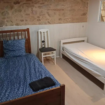 Daire Appt Climatise, 4 A 6 Couchages Tarn, Albi, Gaillac, Cordes, Wifi Gratuit, Boite A Cles, Proche Commodites Et Gare Routiere Graulhet