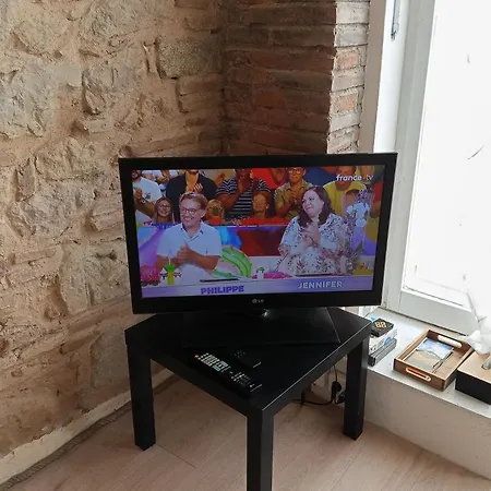 Daire Appt Climatise, 4 A 6 Couchages Tarn, Albi, Gaillac, Cordes, Wifi Gratuit, Boite A Cles, Proche Commodites Et Gare Routiere Graulhet